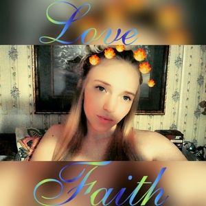 Meet your Posher, Vittoria